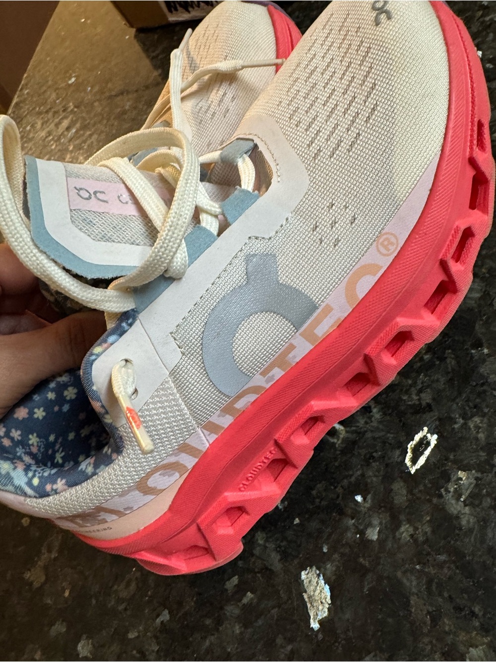 FP Movement XOnCloudMonster sneakers Oyster/Lotus - Picture 11 of 16